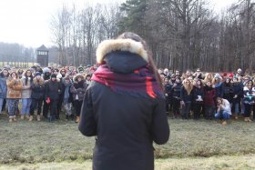 Momento della commemorazione ad Auschwitz-Birkenau, 6 marzo 2015
