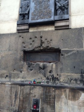 La cripta della chiesa dove si nascosero i partigiani cecoslovacchi dopo l'attentato a Heydrich